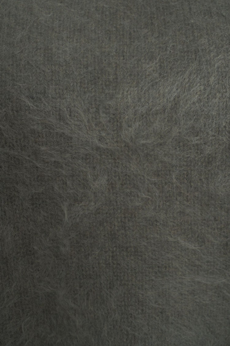 Soft Goat Brushed Cashmere Sweater With Subtle V-Neck