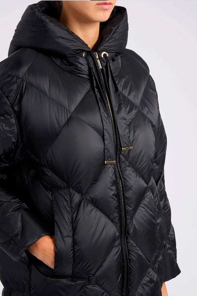 Max Mara Black Mtctrefe Diamond-Quilted Hooded Polyamide Puffer Coat