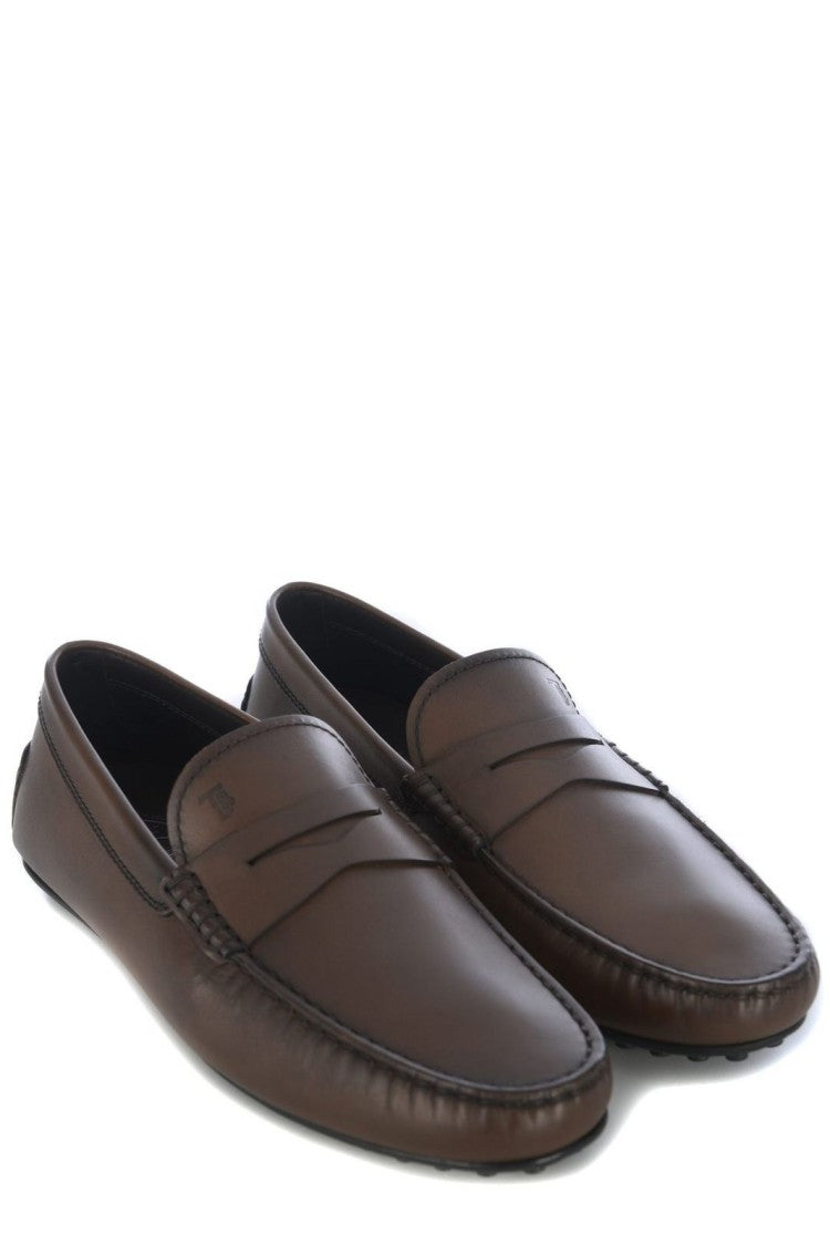 Tod's Classic Brown Leather Moccasin Loafers With Pebble Sole