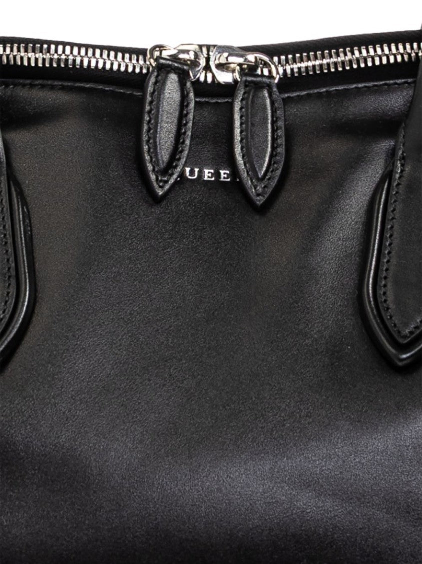 Alexander Mcqueen Spacious Black Leather Bag With Two-Way Zip