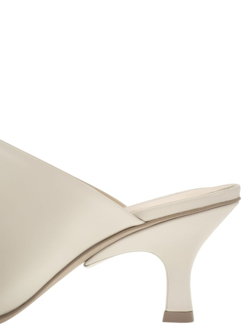 Tod's Fine Smooth Leather Sabot With Narrow Heel