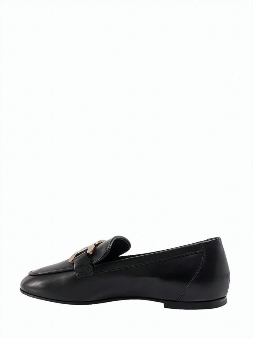 Tod's Sleek Black Leather Loafers With Gold-Tone Embellishment
