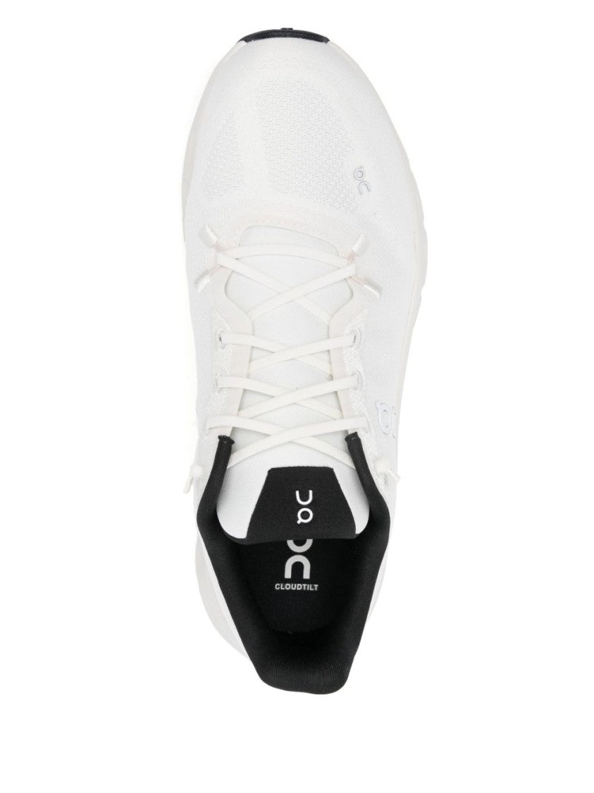 On Running Minimalist Pearl Sneakers With Cushioned Sole