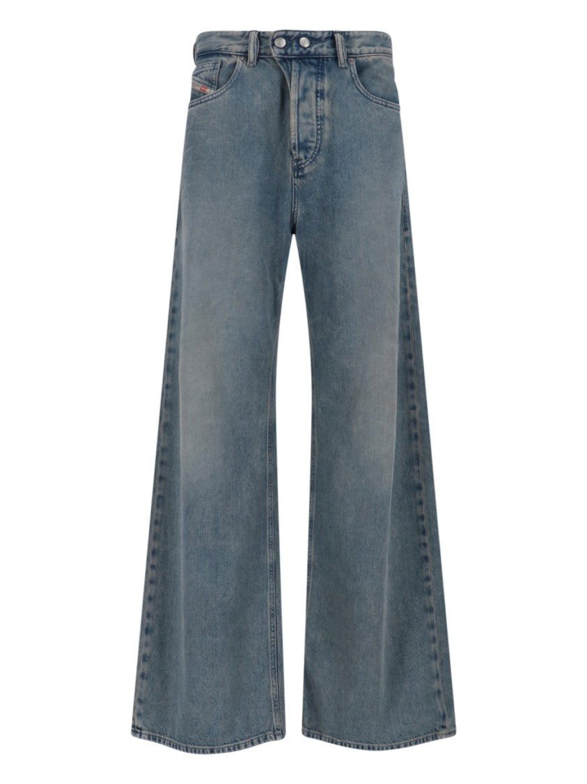 Diesel Wide-Leg Jeans With Vintage-Inspired Wash And Classic Five-Pocket Design