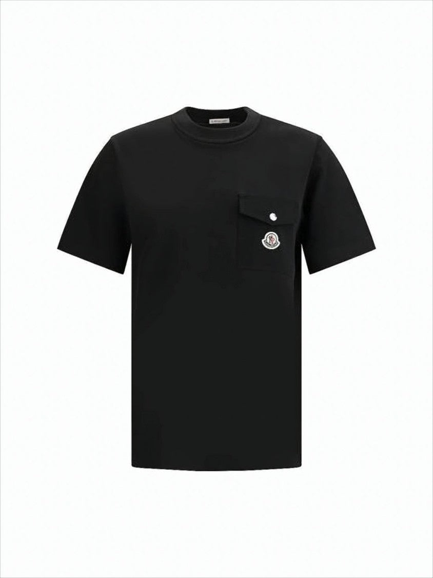 Moncler Short-Sleeved Black Cotton T-Shirt With Flap Pocket And Logo Patch