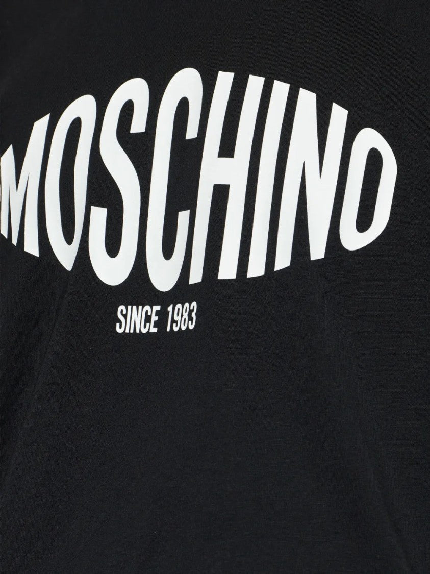 Moschino Short-Sleeve T-Shirt With Bold Logo And Classic Fit