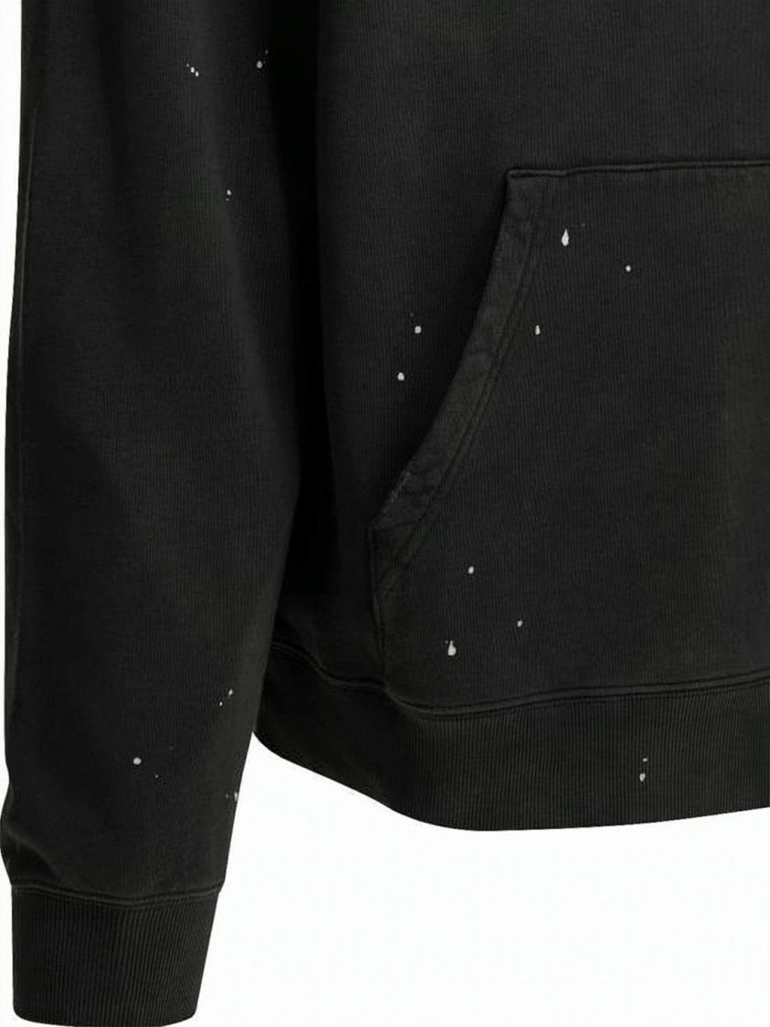 Carhartt Wip Relaxed-Fit Black Long-Sleeve Sweatshirt With Faded Logo And Distressed Finish
