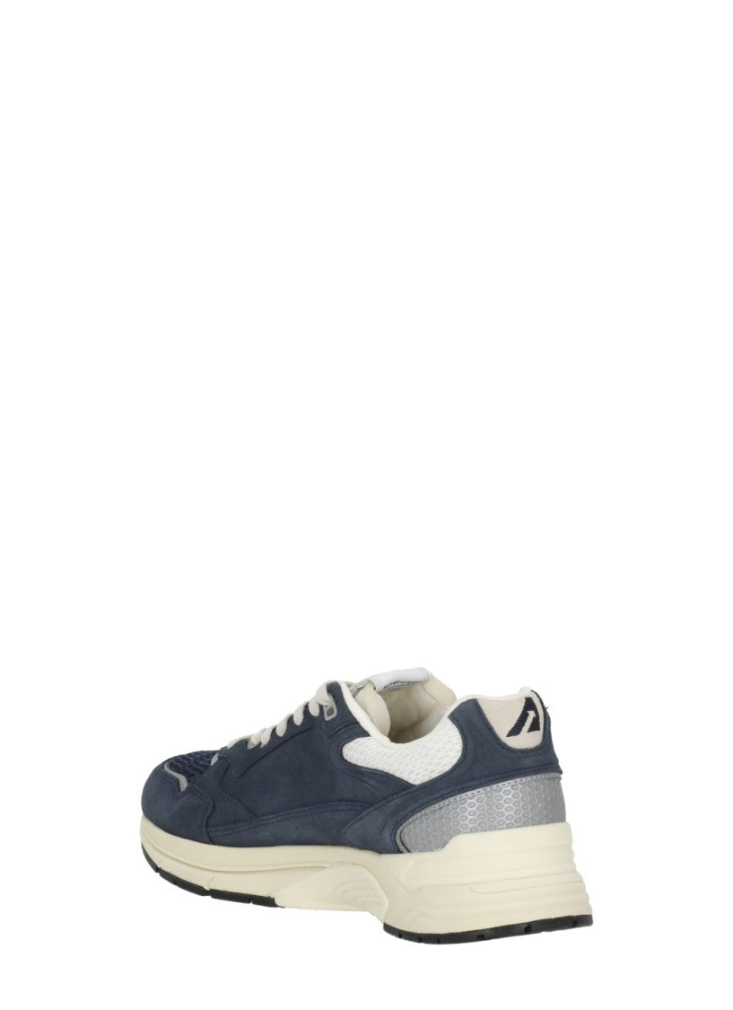 Autry Blue Pebbled Leather Contrasting Details Low-Top Sneakers