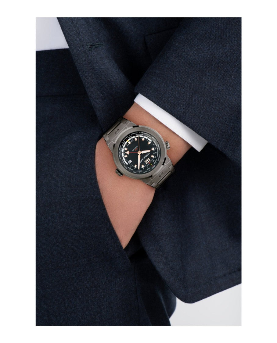 Ferragamo F-80 Gmt Worldtime Bracelet Watch