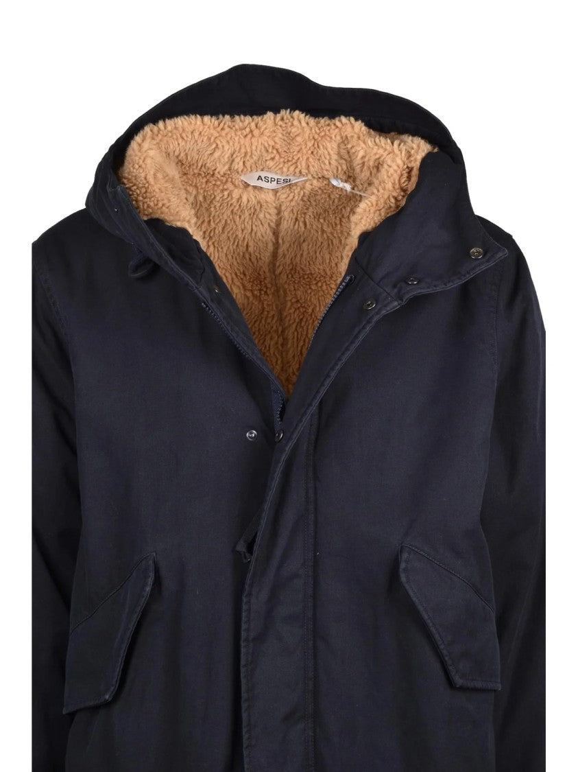 Aspesi Luxury Parka With Plush Lining And Functional Design