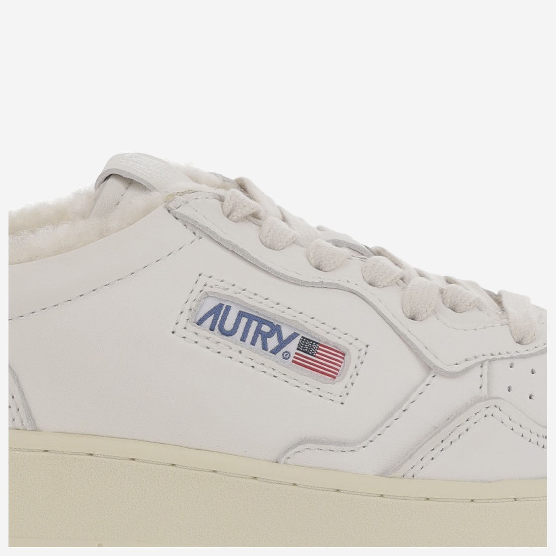 Autry Low Sneakers With Leather And Suede Combination