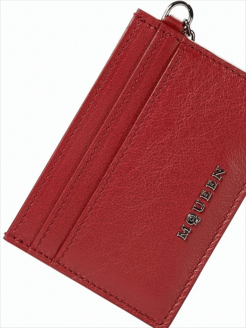 Alexander Mcqueen Rectangular Calf Leather Cardholder With Silver Chain Charm