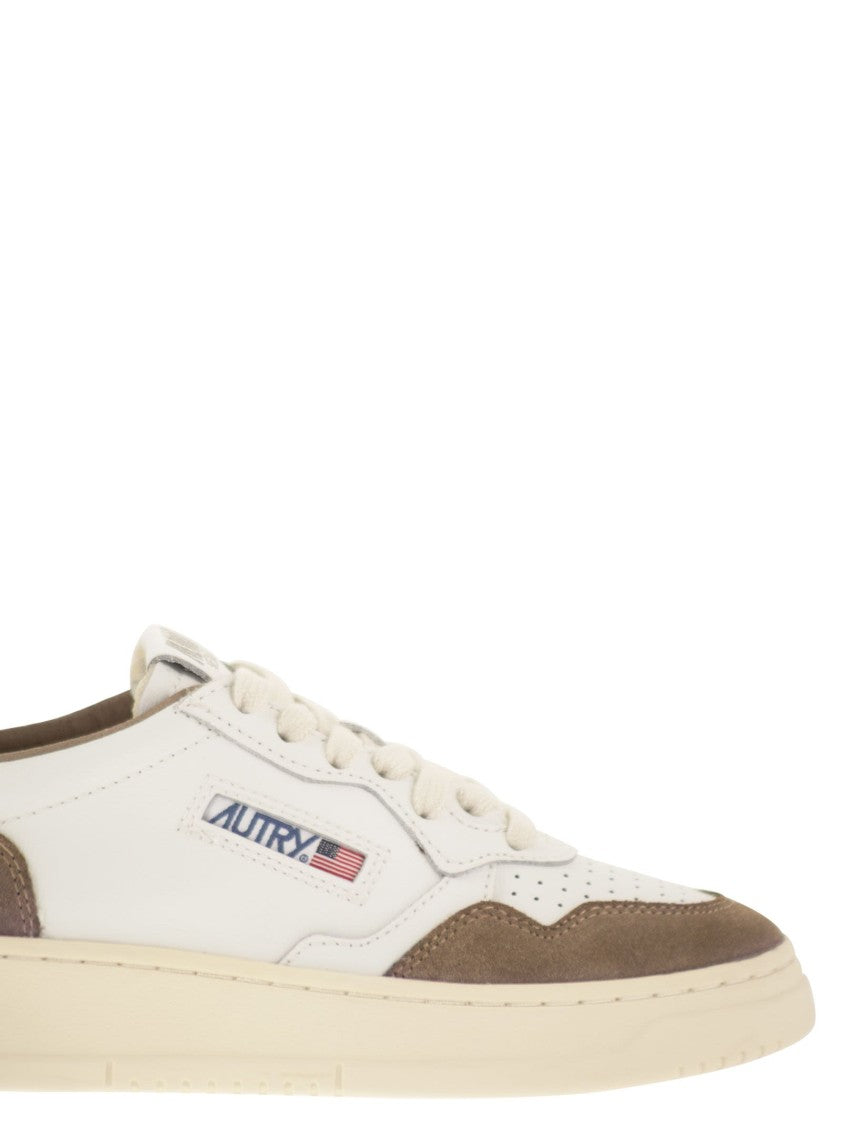 Autry Medalist Low - Leather And Suede Sneakers