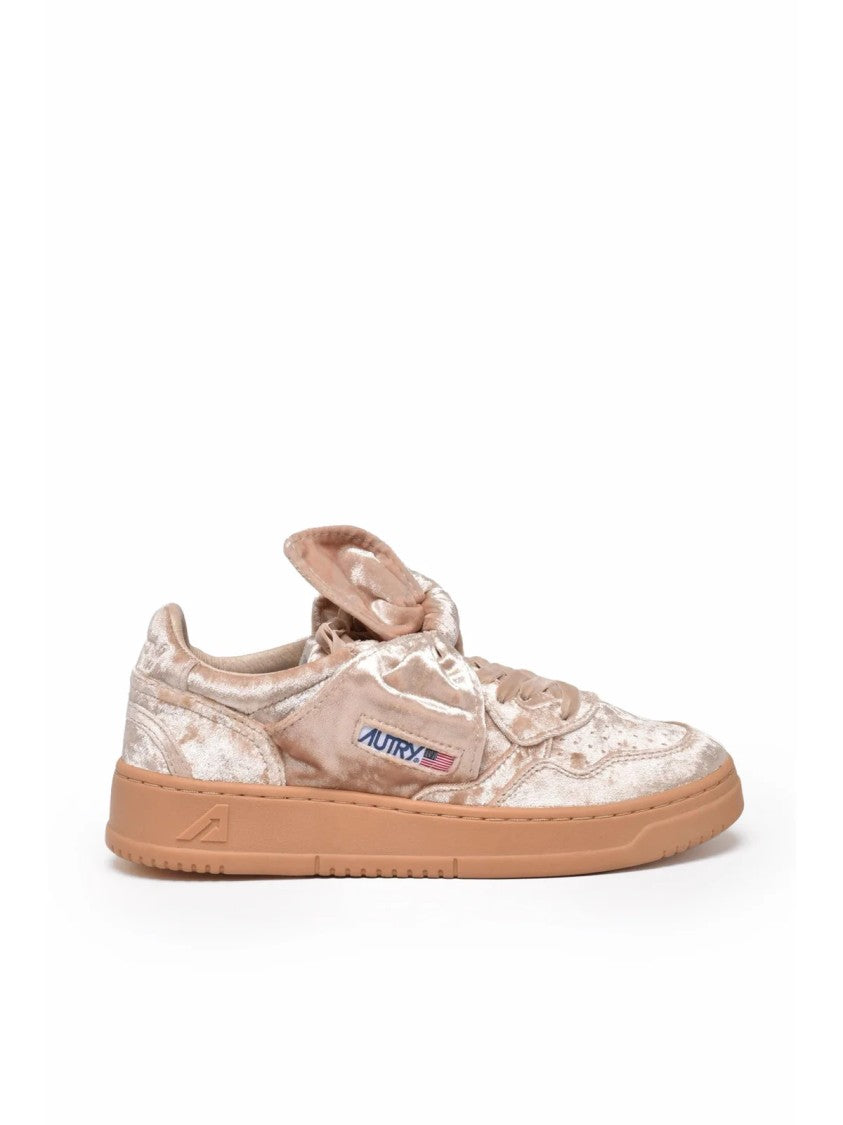 Autry Cream Bow Detail Velvet Low-Top Sneakers