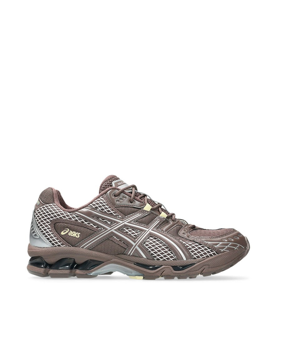 Asics Asymmetrical Mesh Gel-Nimbus Sneakers