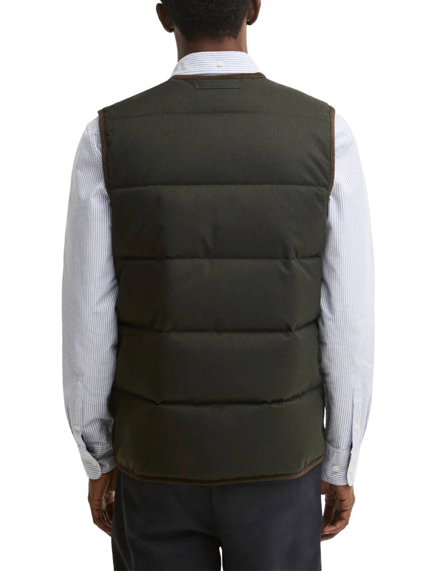 Barbour Padded Quilted V-Neck Snap Vest
