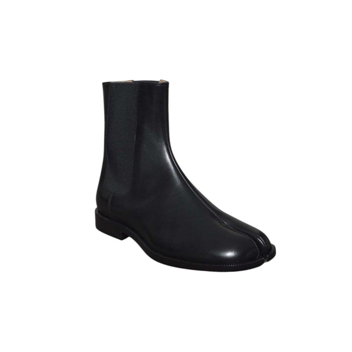 Maison Margiela Split-Toe Black Leather Boots With Elastic Side Panels