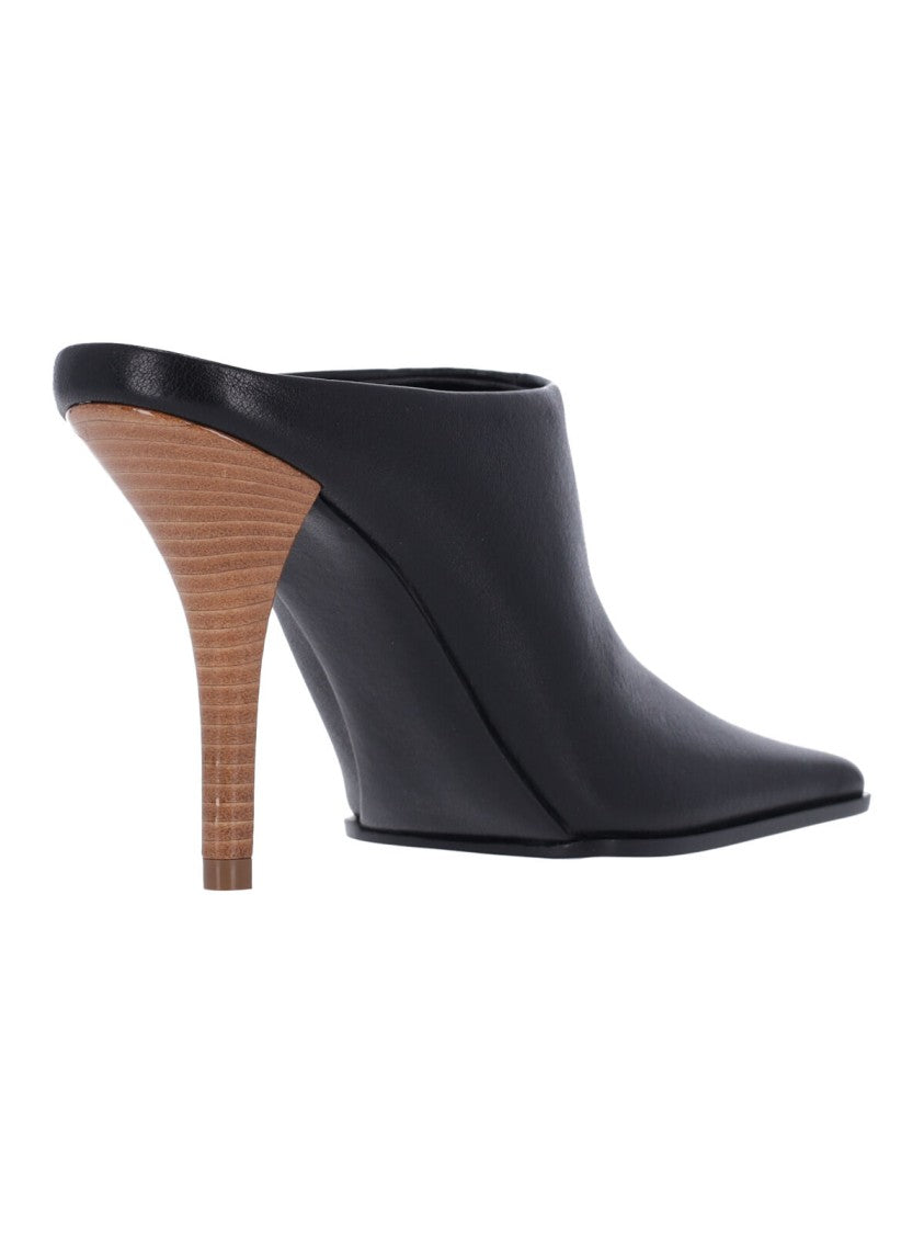 Alaïa Black Soft Square Toe Leather Pumps