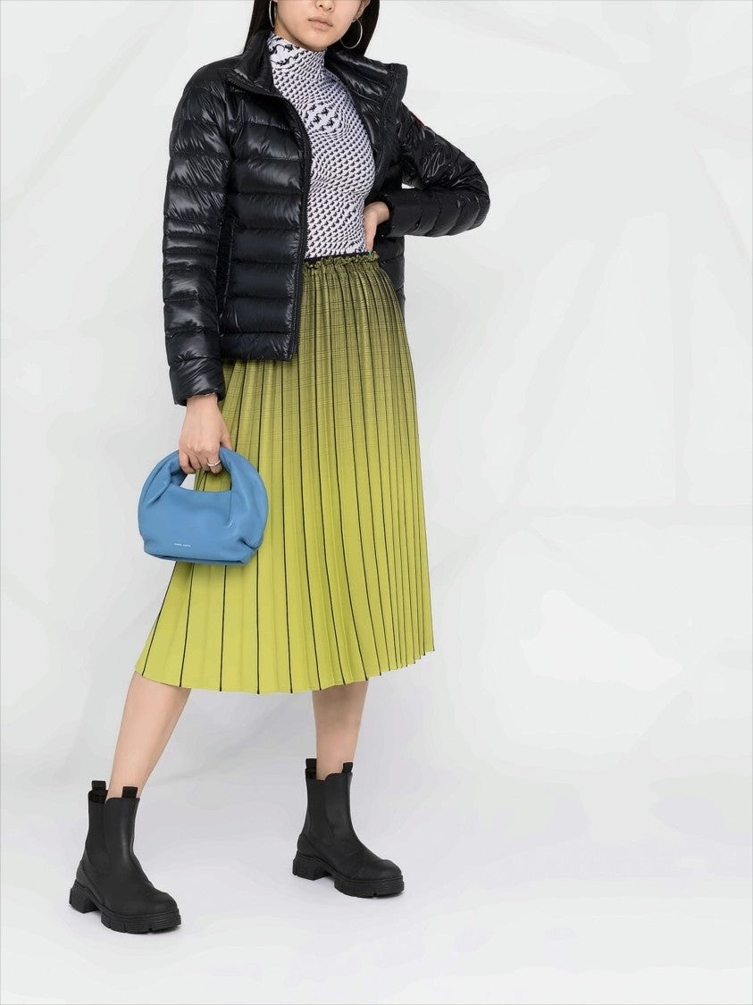 Canada Goose Shiny Quilted Short Jacket With High Collar And Fitted Silhouette