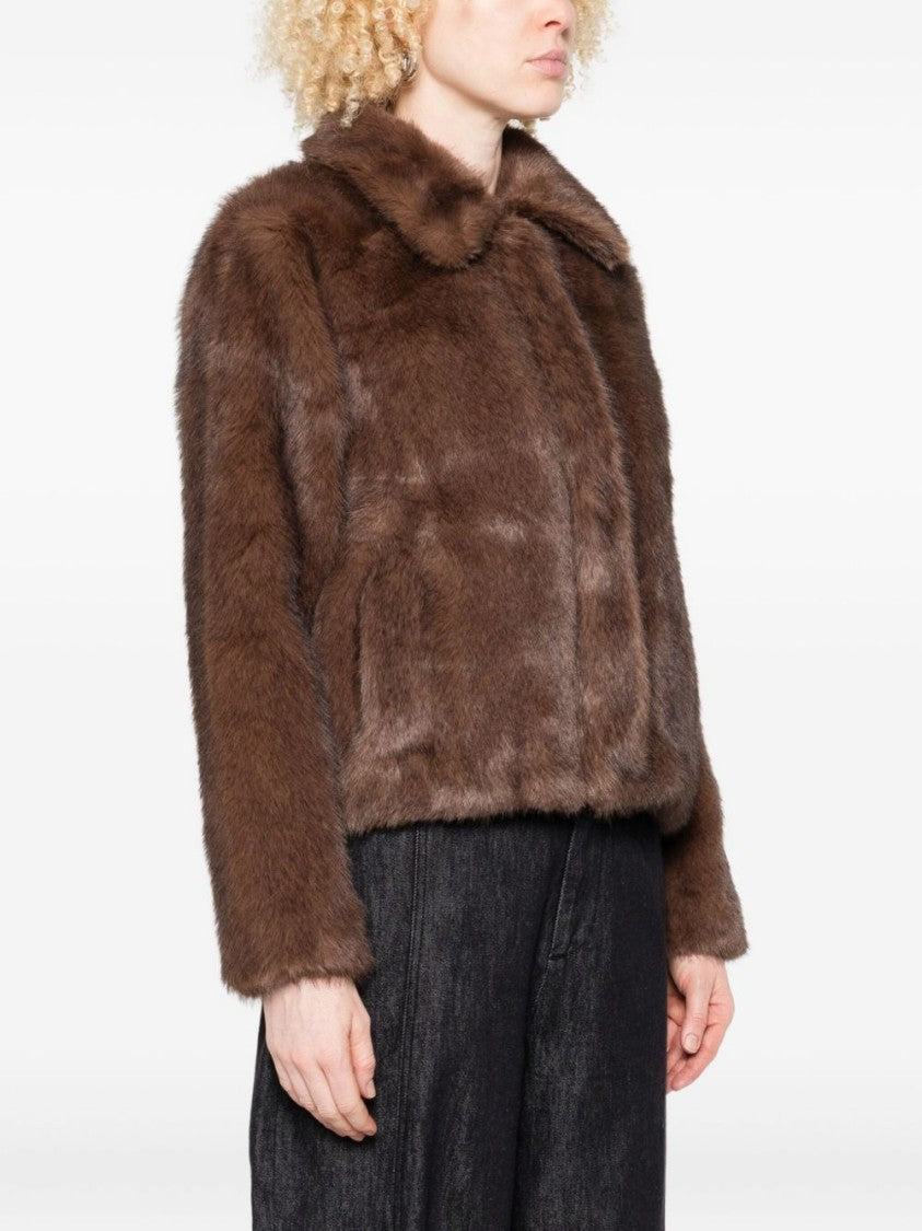 Yerse Cropped Faux Fur Coat With Classic Collar