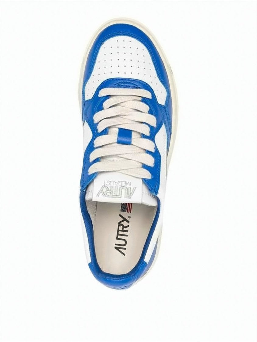 Autry Low-Top Sneakers With Blue Overlays