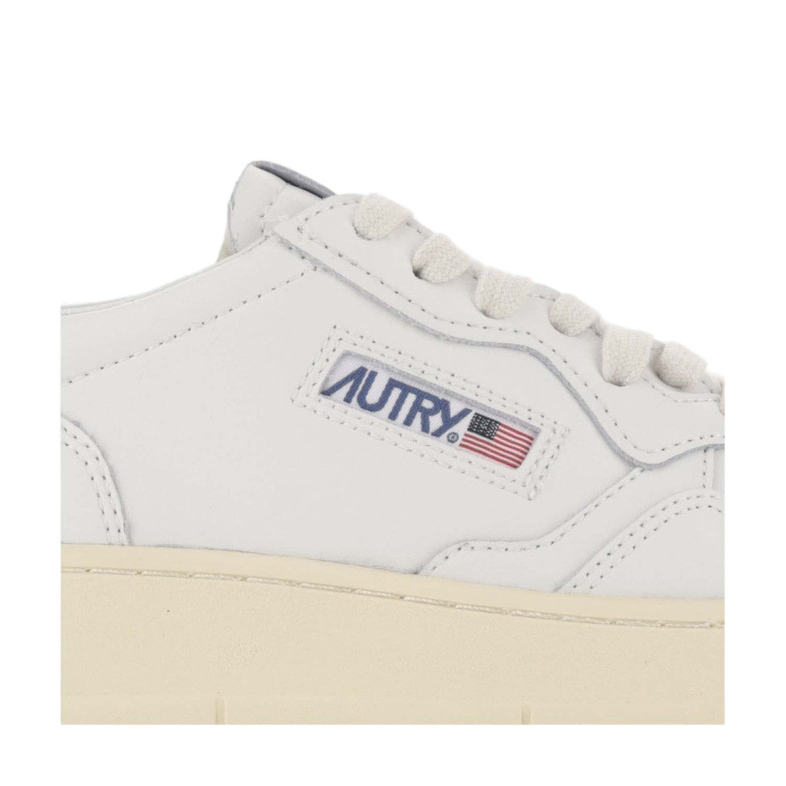Autry Round Toe Leather Trainers With Front Lacing And Iconic Logo
