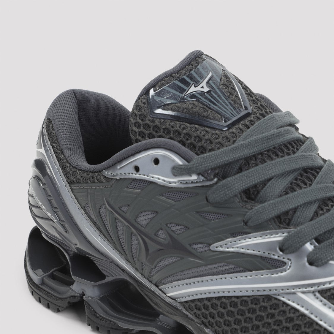 Mizuno Grey Leather Wave Prophecy Ls Sport Sneakers