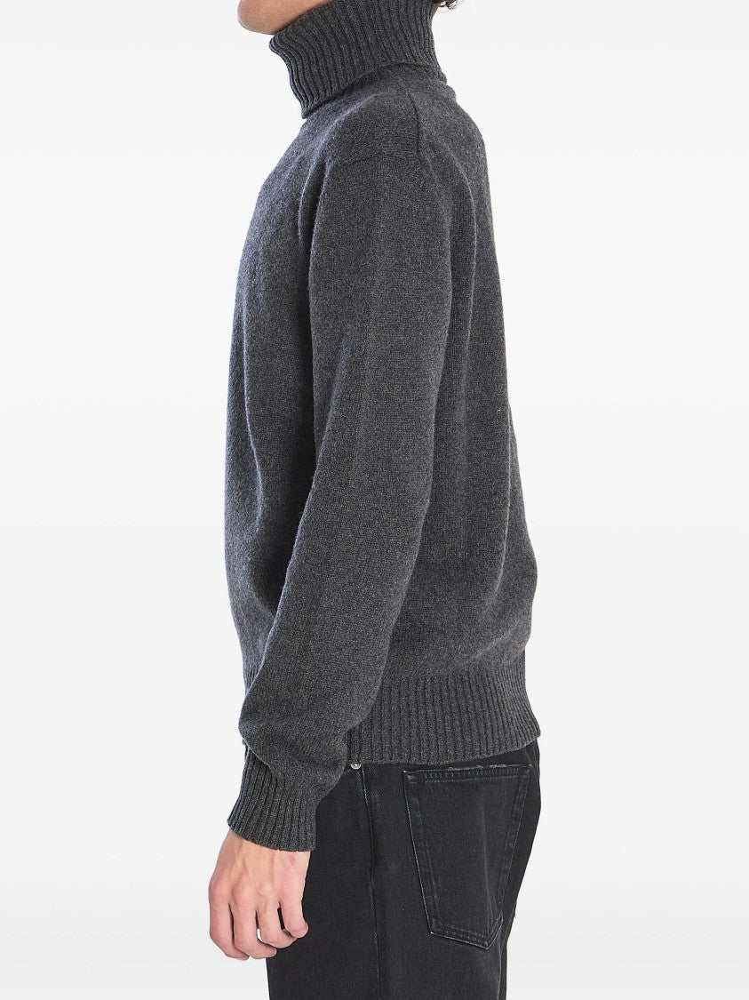 Ami Ribbed Turtleneck Sweater