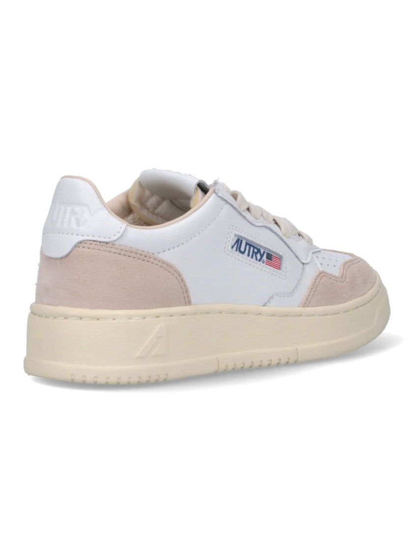Autry White Medalist Rounded Toe Sneakers