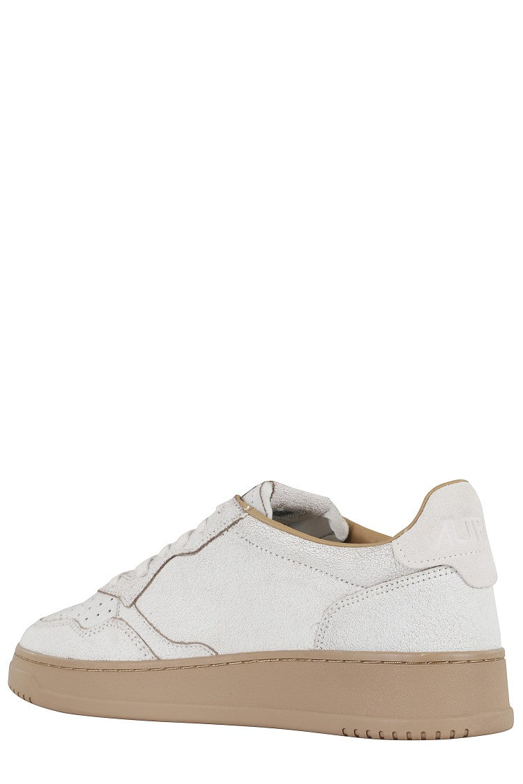 Autry White Tobacco Medalist Low Men Scrap Sneakers