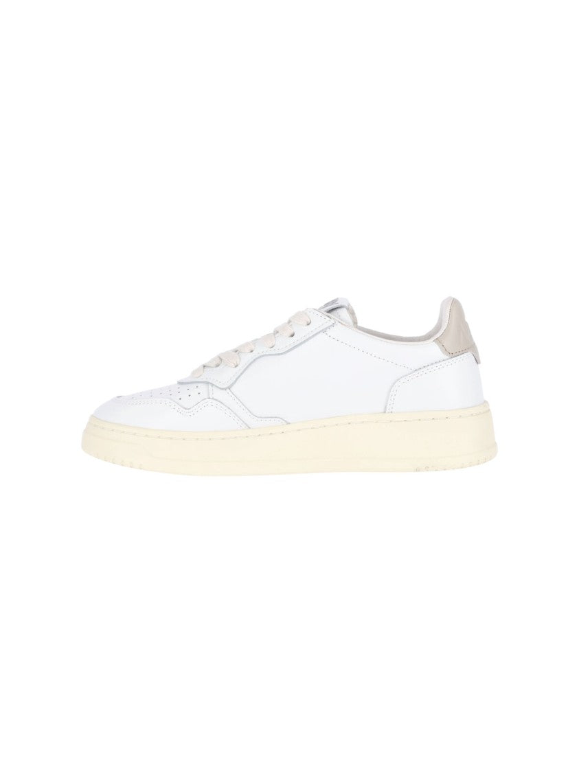 Autry White Medalist Leather Low-Top Sneakers