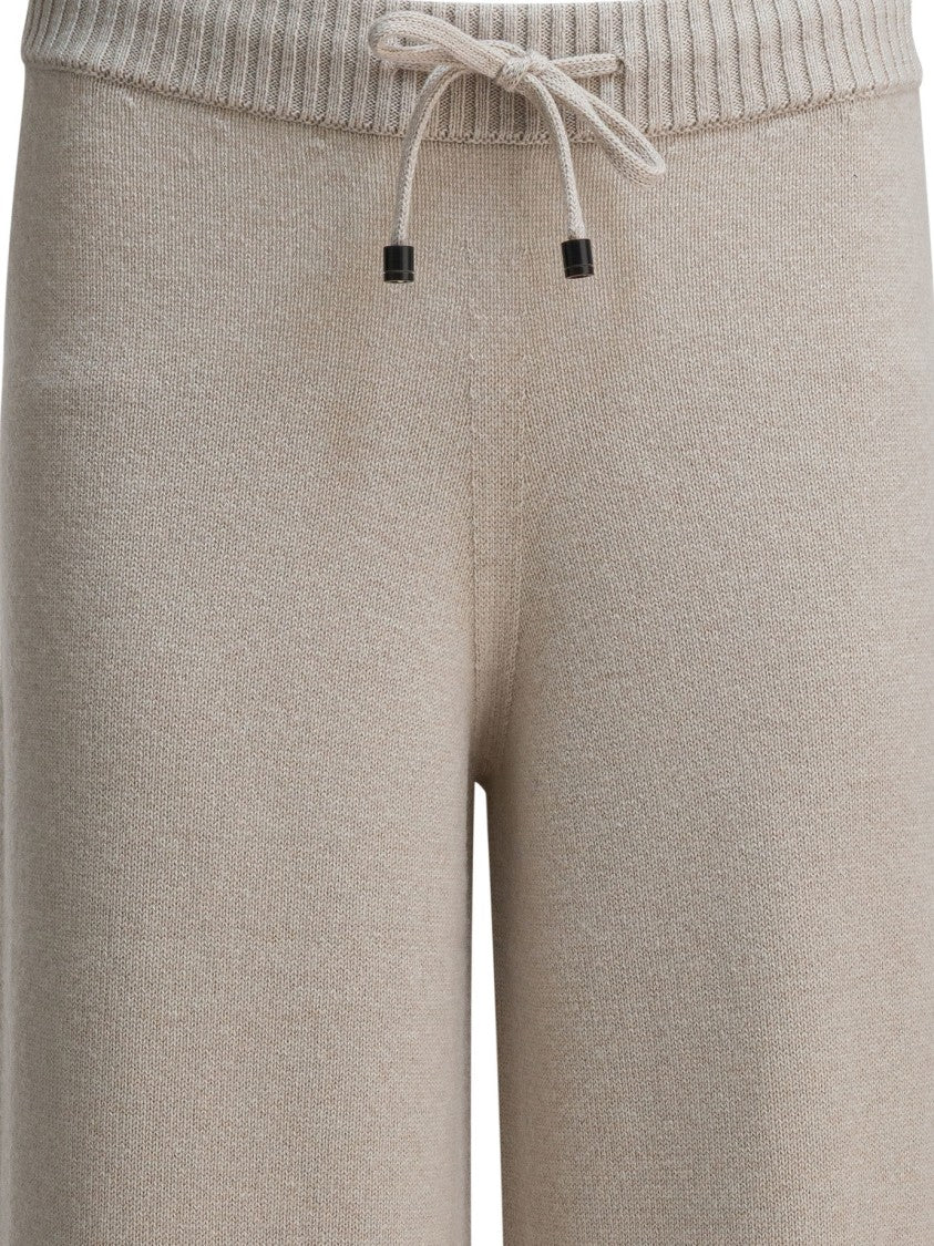 Drumohr Relaxed Beige Trousers With Wide Legs