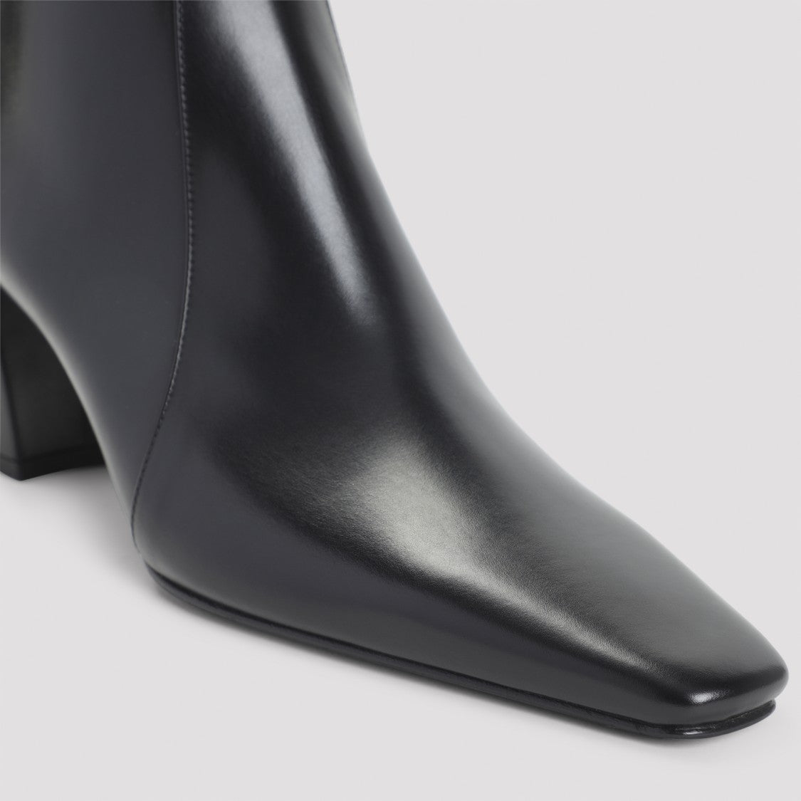 Saint Laurent Rainer Black Calf Leather Boots