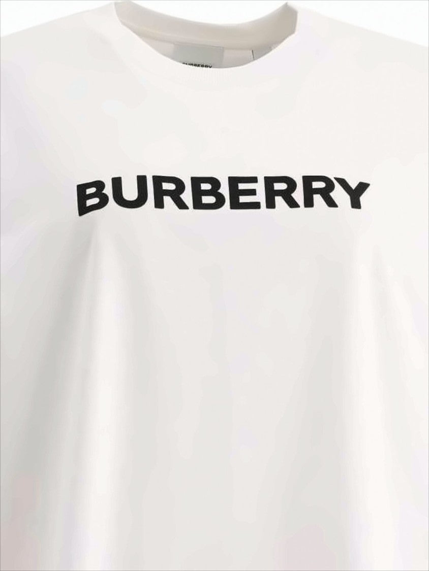 Burberry Crew Neck T-Shirt With Bold Logo