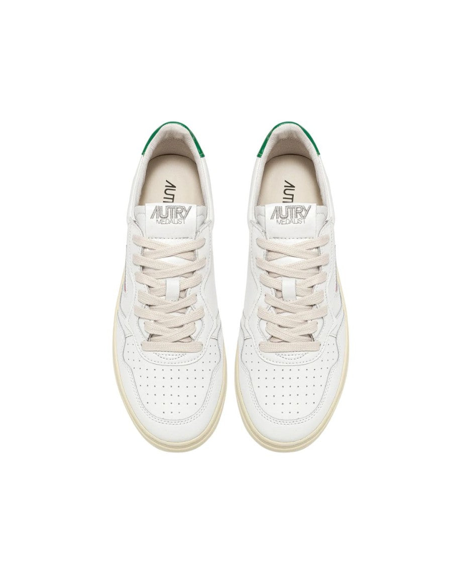 Autry Medalist Low Sneakers In White Leather-Green