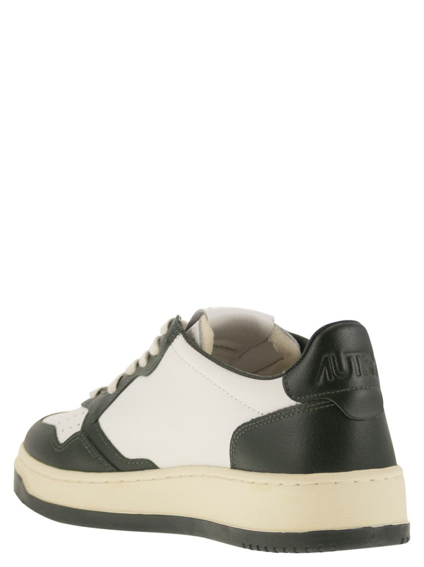 Autry Medalist Low - Leather Sneakers