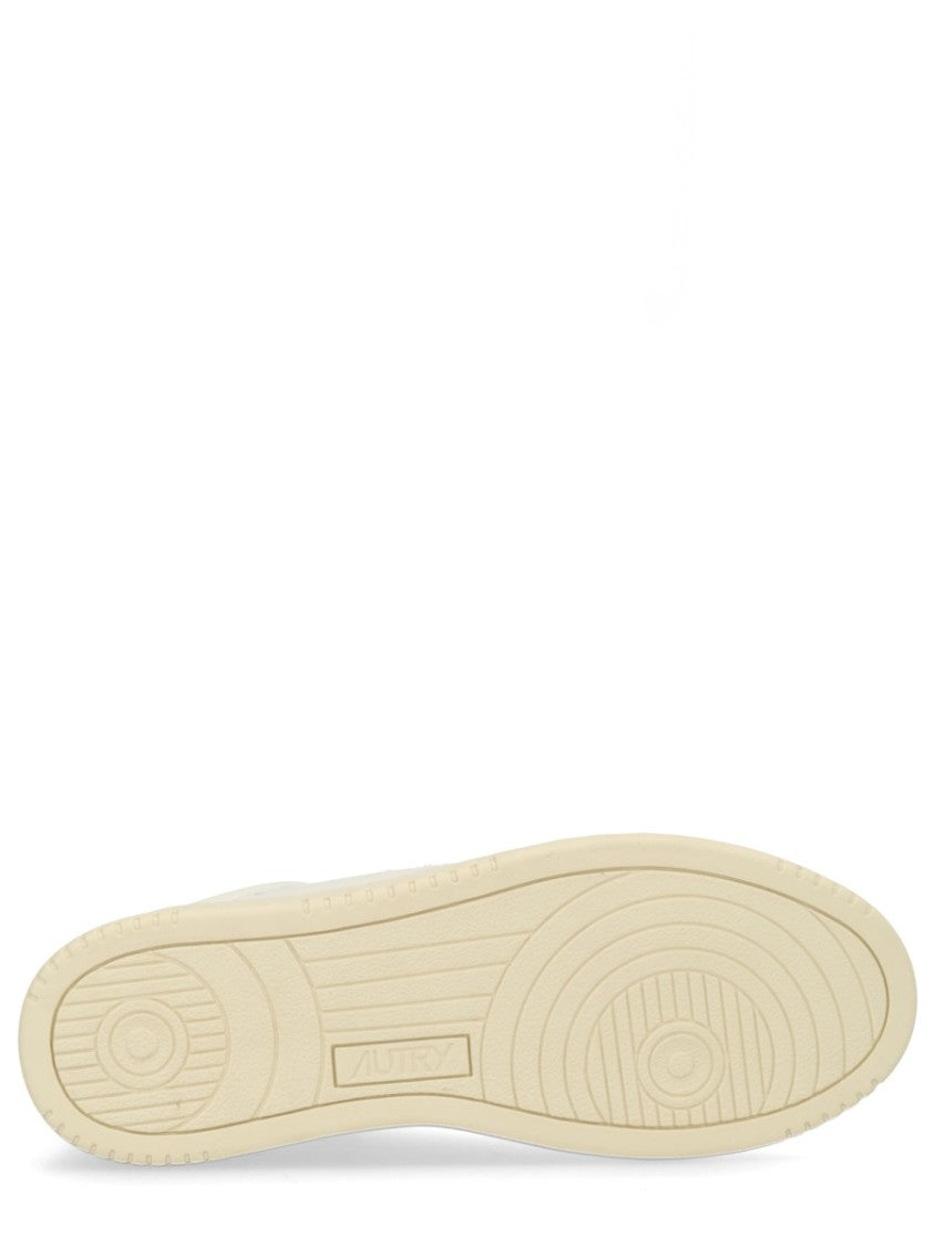 Autry Dallas Low Perforated Suede Accent Sneakers
