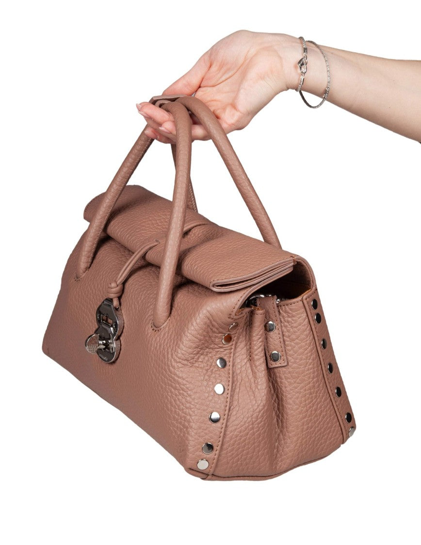 Zanellato Dotta Centauro S Hammered Leather Bag In Brown Ribolla
