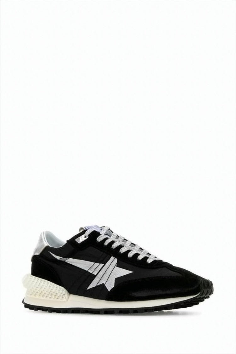 Golden Goose Low-Top Sneaker Featuring Distinctive Silver Star Design