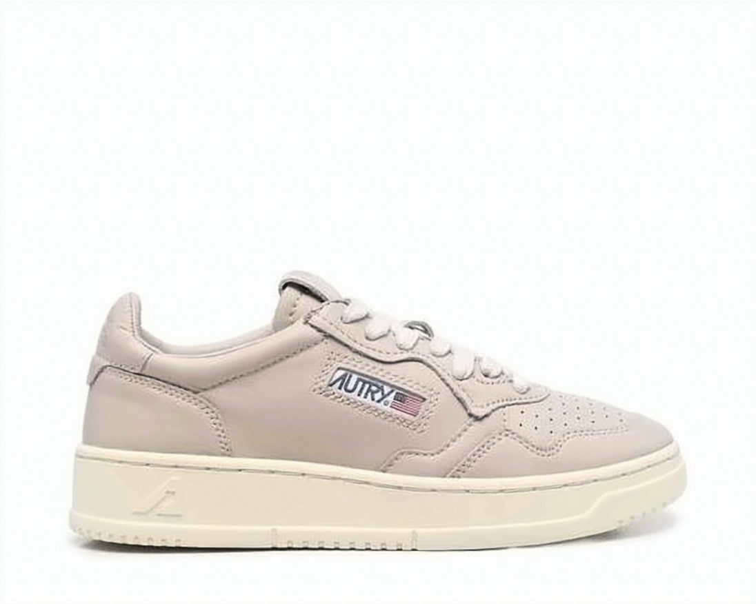 Autry Monochromatic Soft Beige Goat Leather Low-Top Sneakers