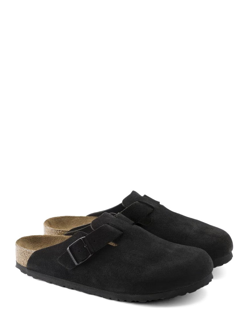 Birkenstock Closed-Toe Black Flat Shoes With Adjustable Buckle And Contoured Footbed