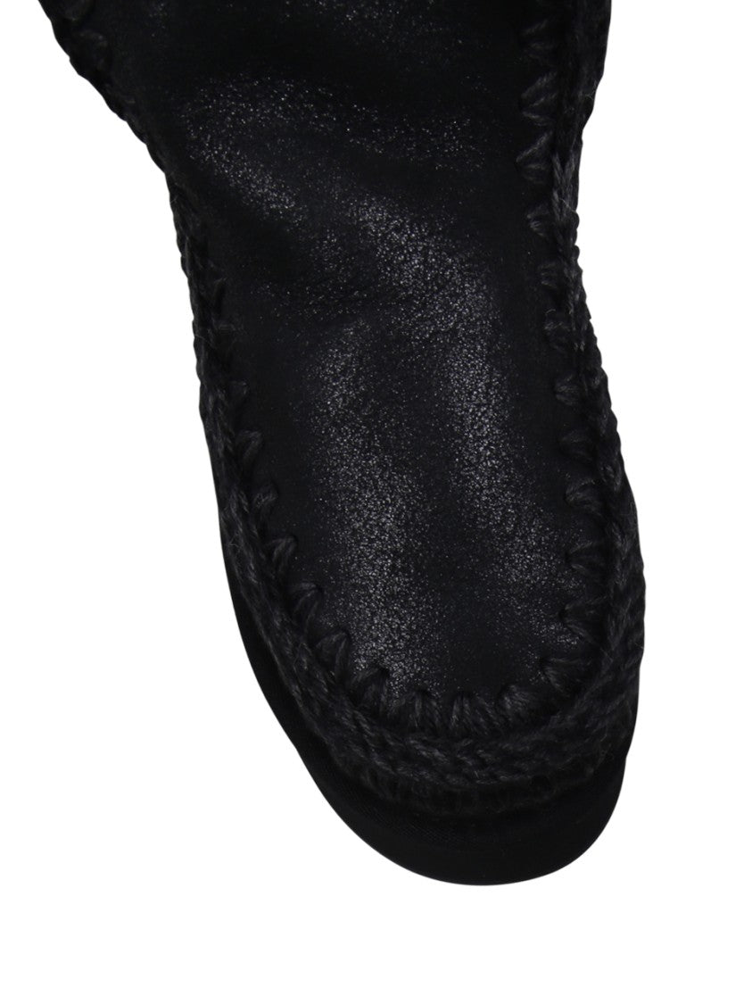 Mou Low-Cut Black Platform Boot With Whipstitch Detailing