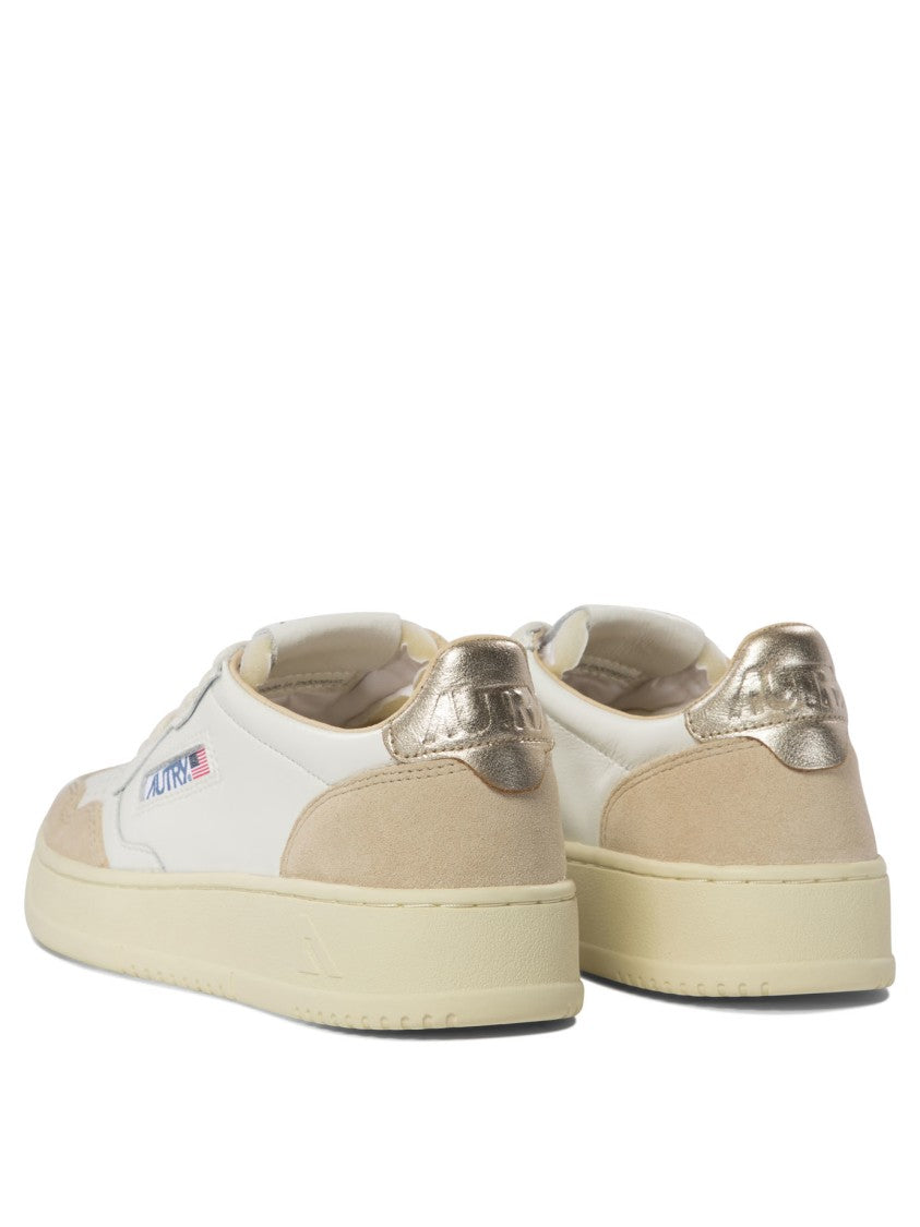 Autry "Medalist Low" Sneakers