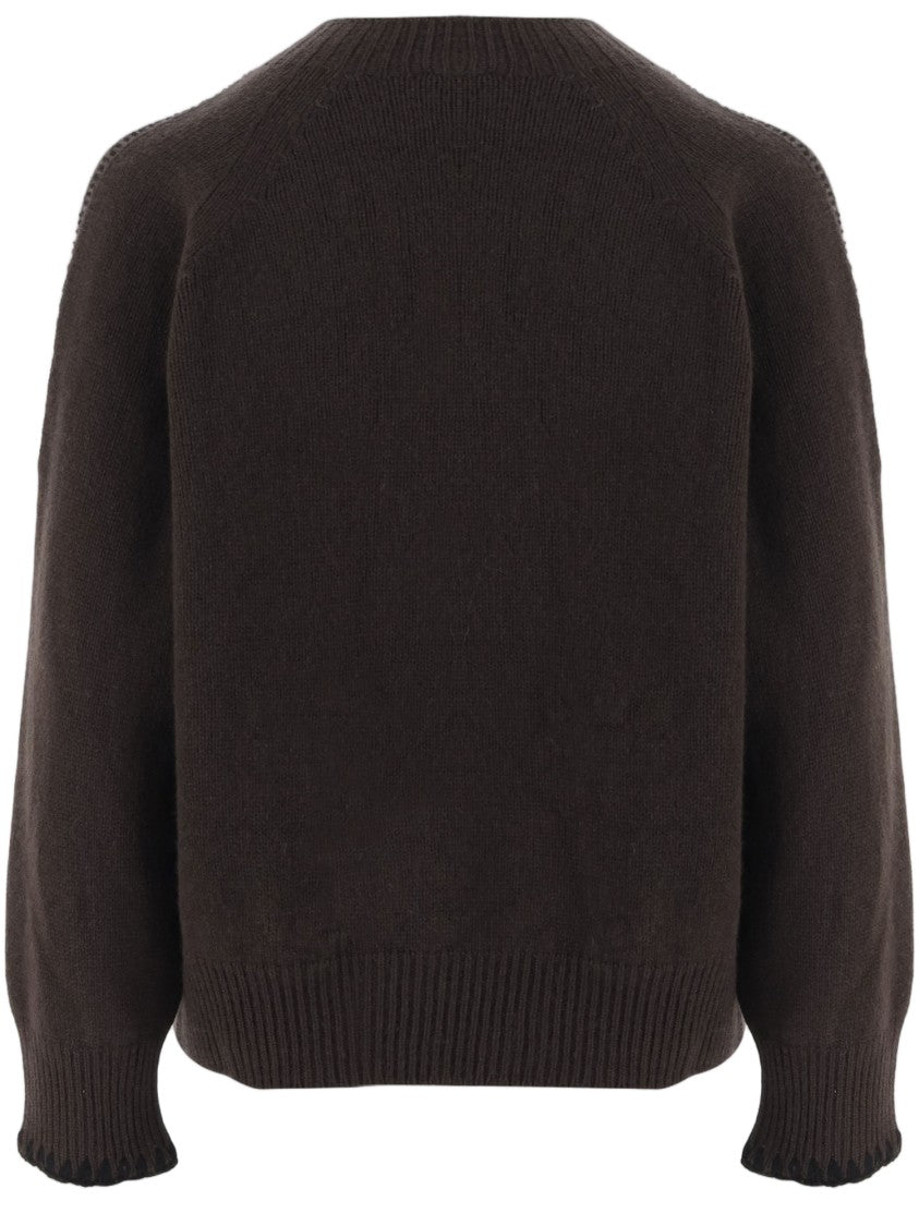 Oliver Lattughi Ribbed Cashmere Sweater With Crew Neck And Luxurious Texture