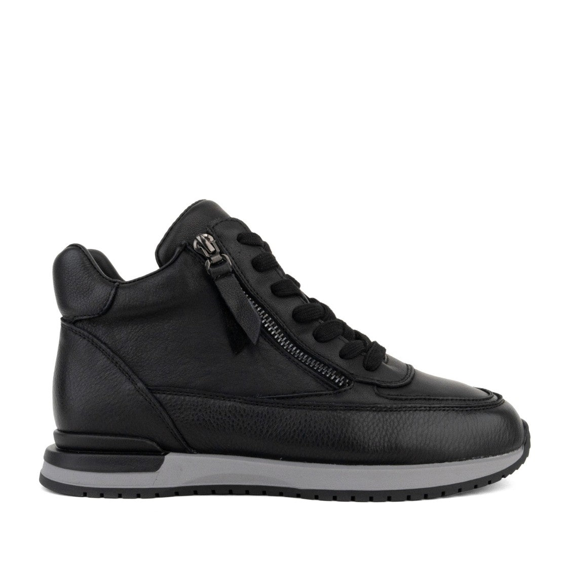 Linda Baumann Black Platform Sole Leather Ankle Boots