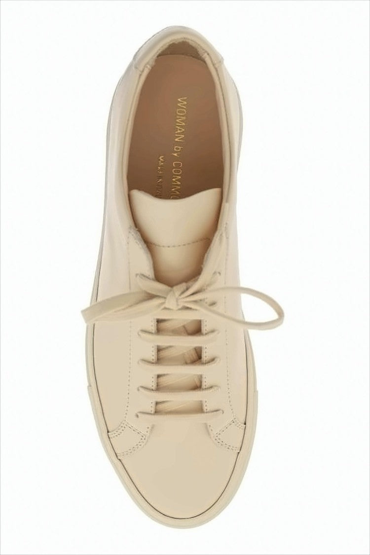 Common Projects Low-Top Leather Sneakers With Seamless Design