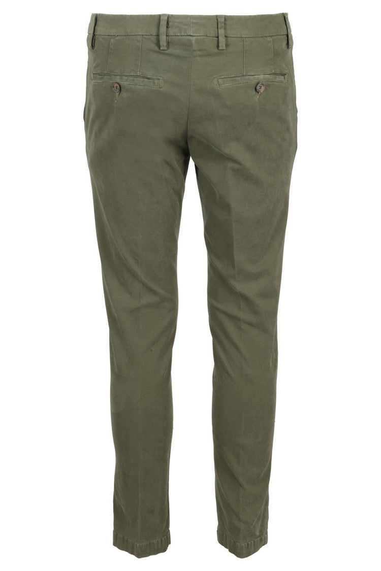 Myths Slim-Fit Military Green Chino Pants