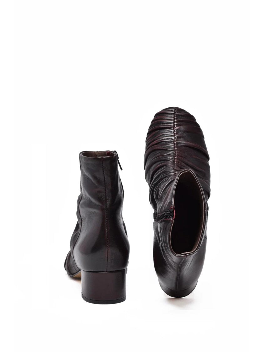 Lorena Paggi Red Leather Ruched Ankle Boots