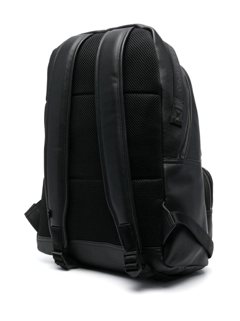 Calvin Klein Jeans Ultralight Campus Bp43 Pu