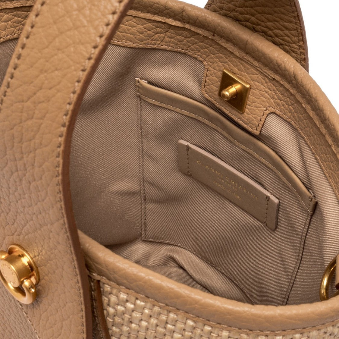 Gianni Chiarini Ester Bucket Bag In Nature Leather
